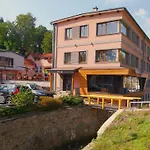 Fabrica Отель