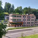Fabrica Либерц