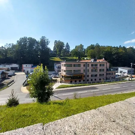 Hotel Fabrica 3*